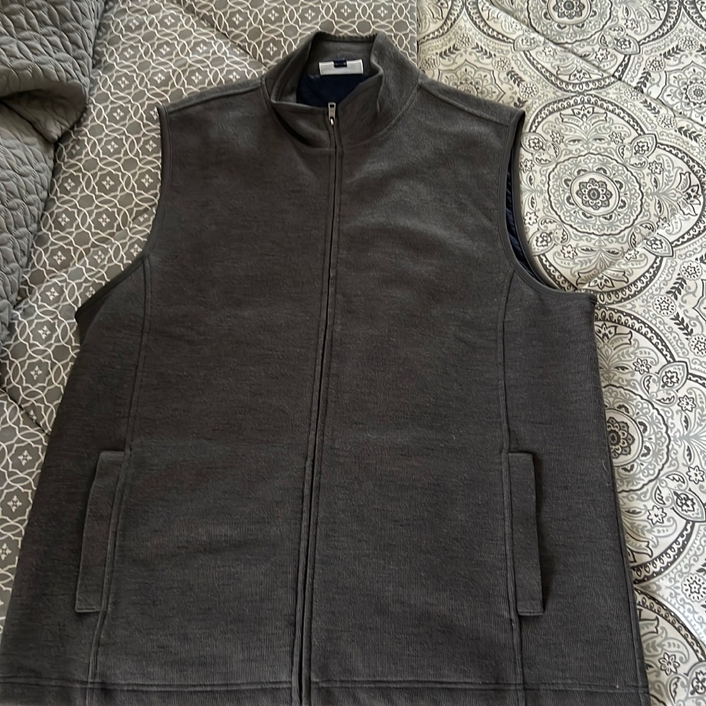Grey lined vest XL. NWOT